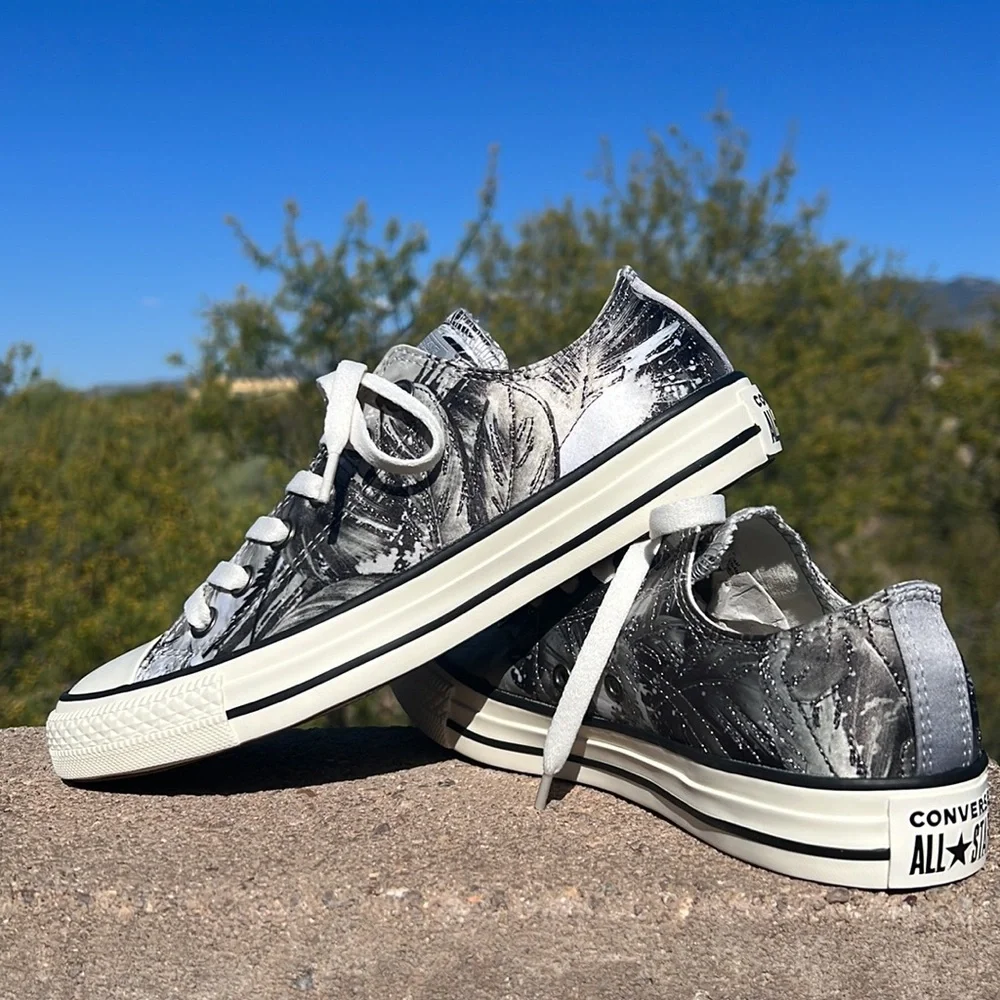 🪶 New Embroidered Feathers Converse CTAS Gray & Black Low Top Boho Sneakers - Picture 9 of 16